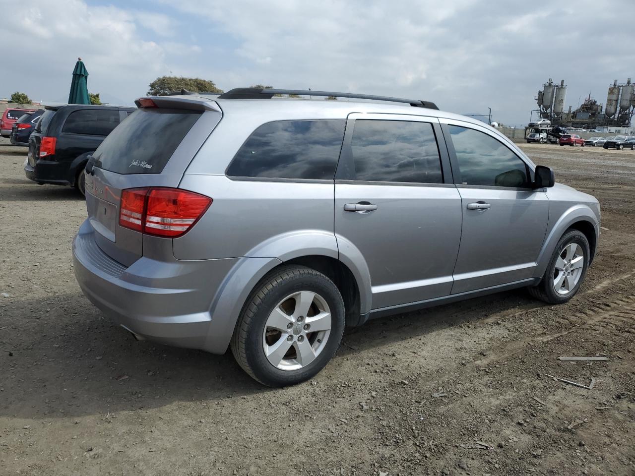 Photo 2 VIN: 3C4PDCABXGT116615 - DODGE JOURNEY 