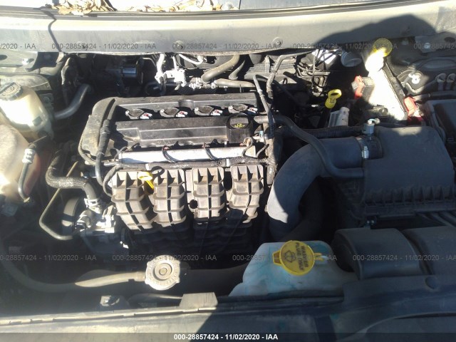 Photo 9 VIN: 3C4PDCABXHT558361 - DODGE JOURNEY 