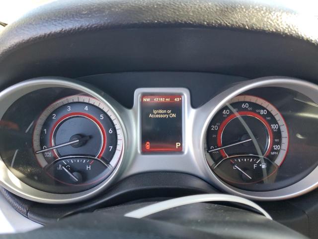 Photo 8 VIN: 3C4PDCABXJT157933 - DODGE JOURNEY SE 