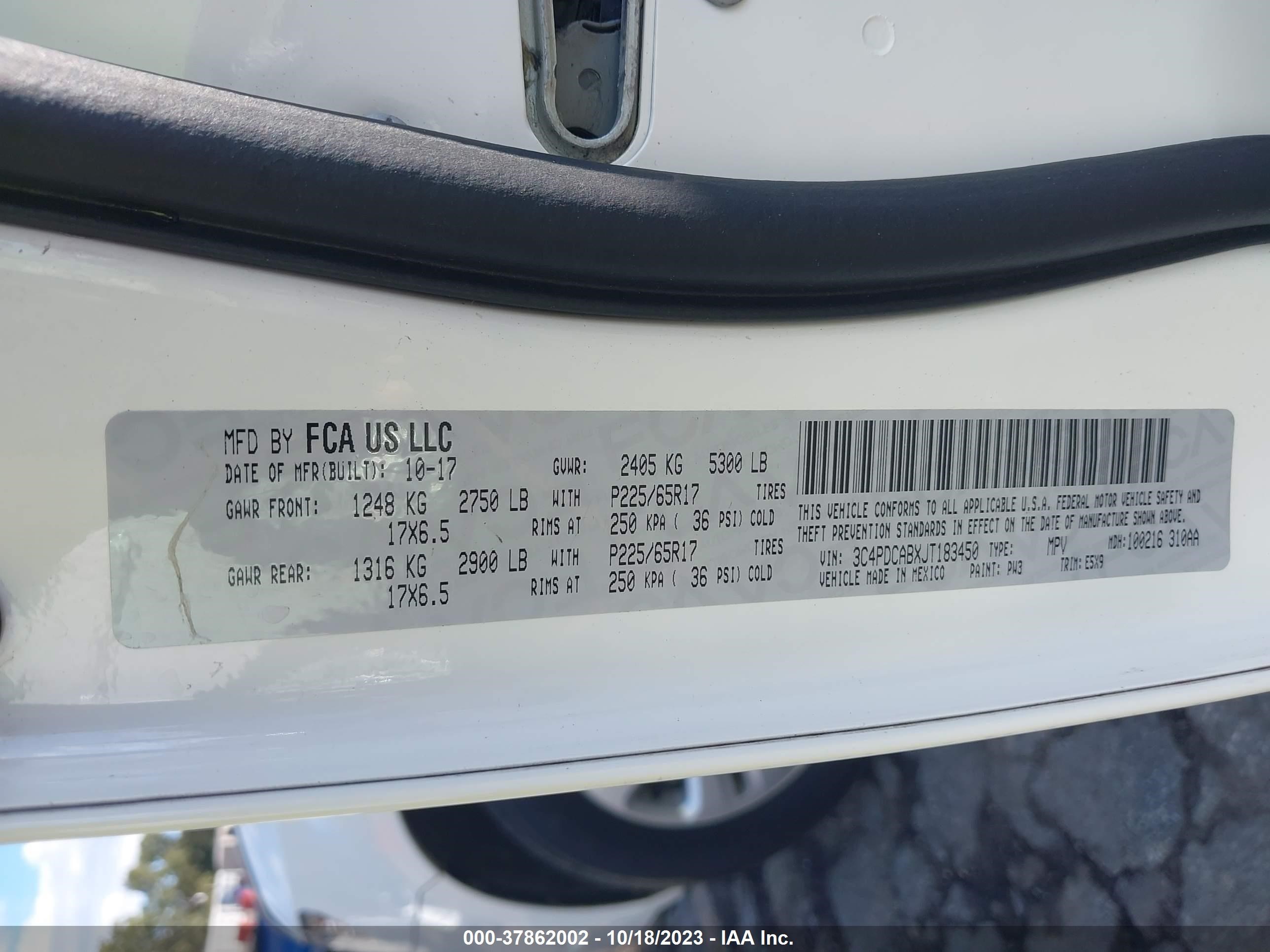 Photo 8 VIN: 3C4PDCABXJT183450 - DODGE JOURNEY 