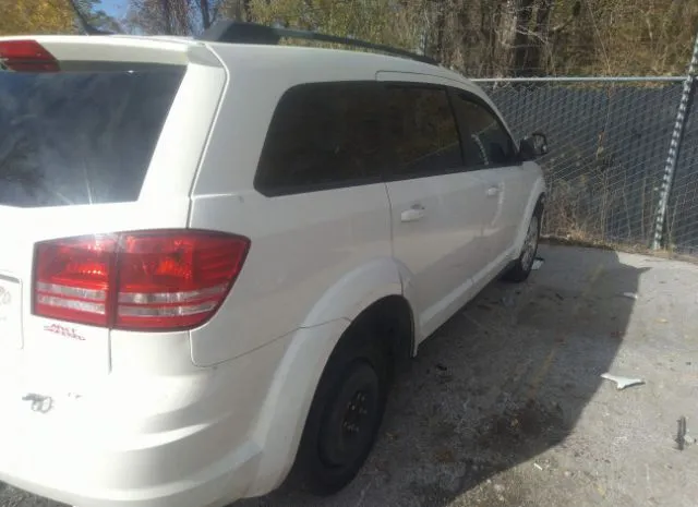 Photo 3 VIN: 3C4PDCABXJT302503 - DODGE JOURNEY 