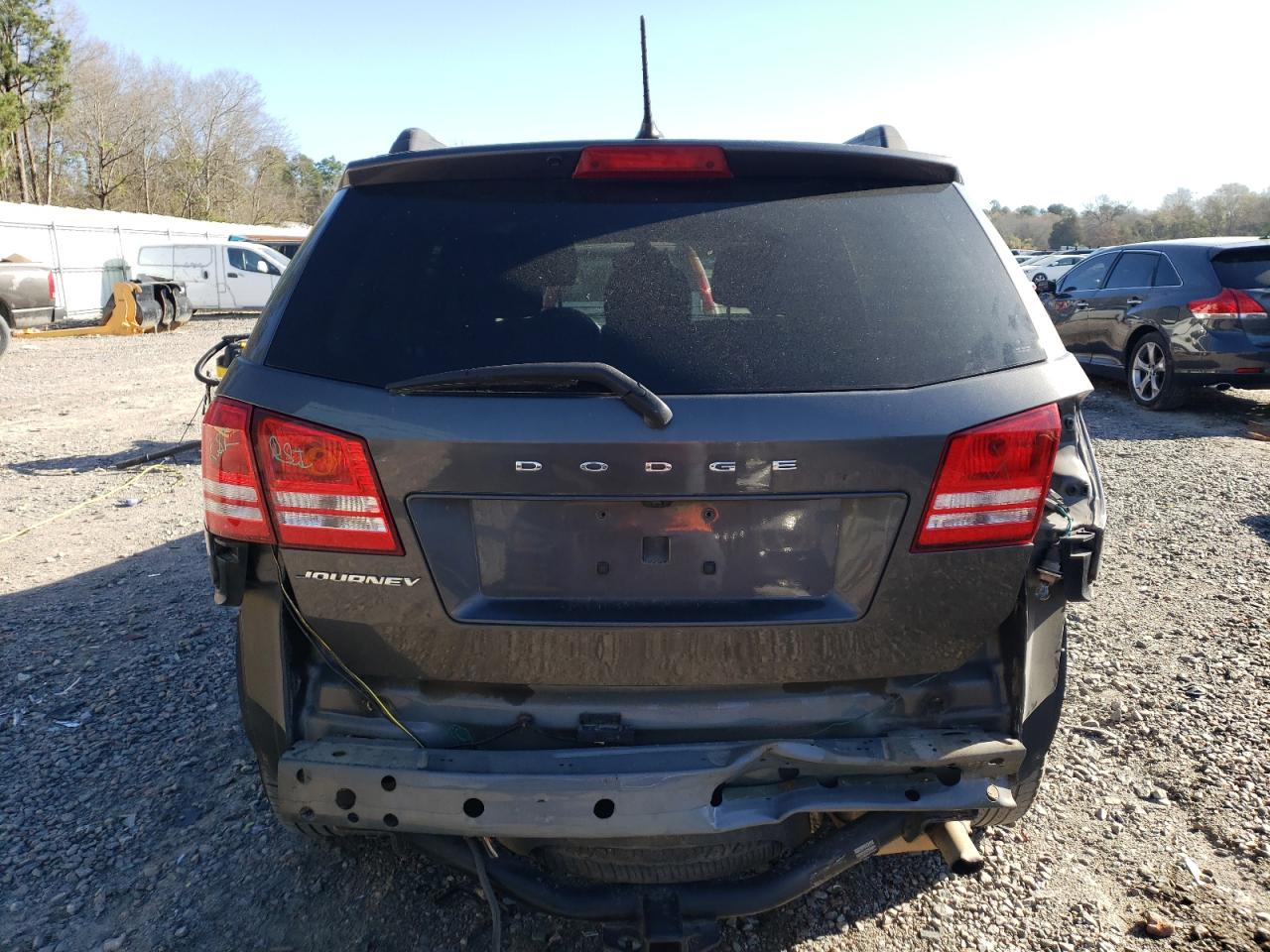 Photo 5 VIN: 3C4PDCABXJT444205 - DODGE JOURNEY 