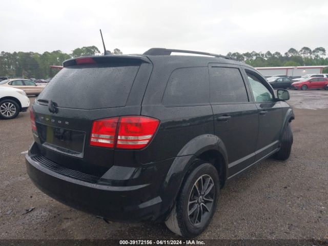 Photo 3 VIN: 3C4PDCABXJT519047 - DODGE JOURNEY 