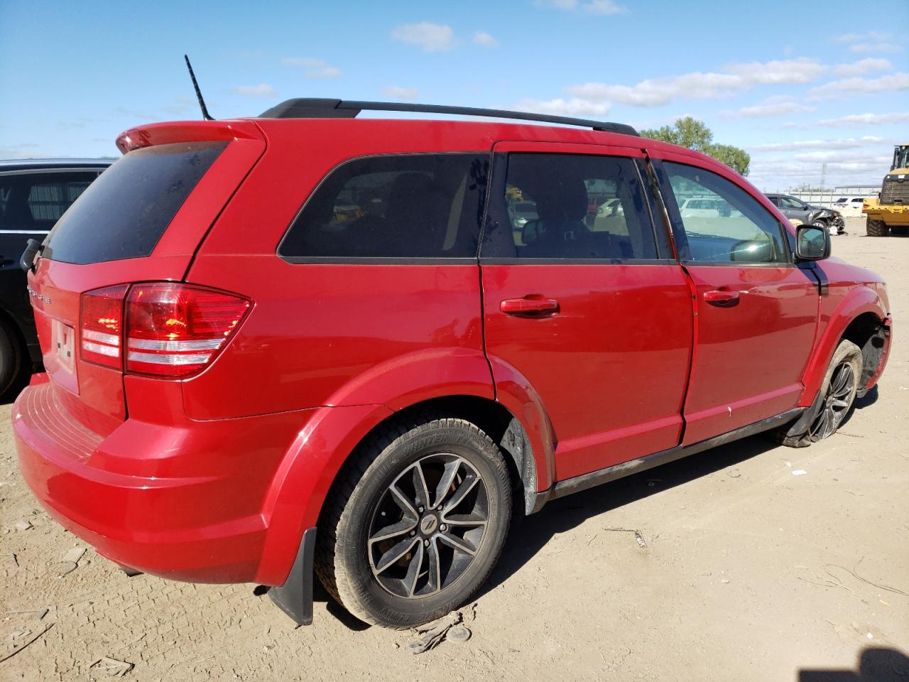 Photo 2 VIN: 3C4PDCABXJT524622 - DODGE JOURNEY 