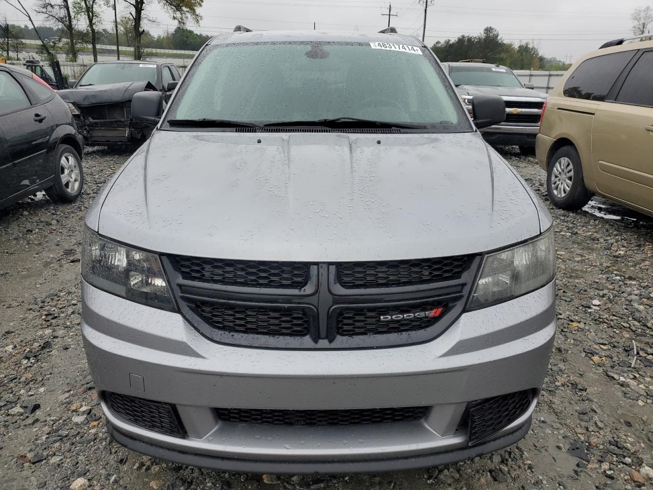 Photo 4 VIN: 3C4PDCABXJT528038 - DODGE JOURNEY 