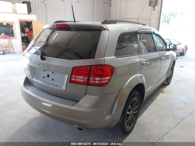 Photo 3 VIN: 3C4PDCABXJT536205 - DODGE JOURNEY 