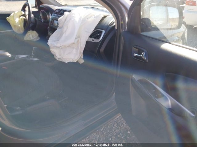 Photo 4 VIN: 3C4PDCABXKT864287 - DODGE JOURNEY 