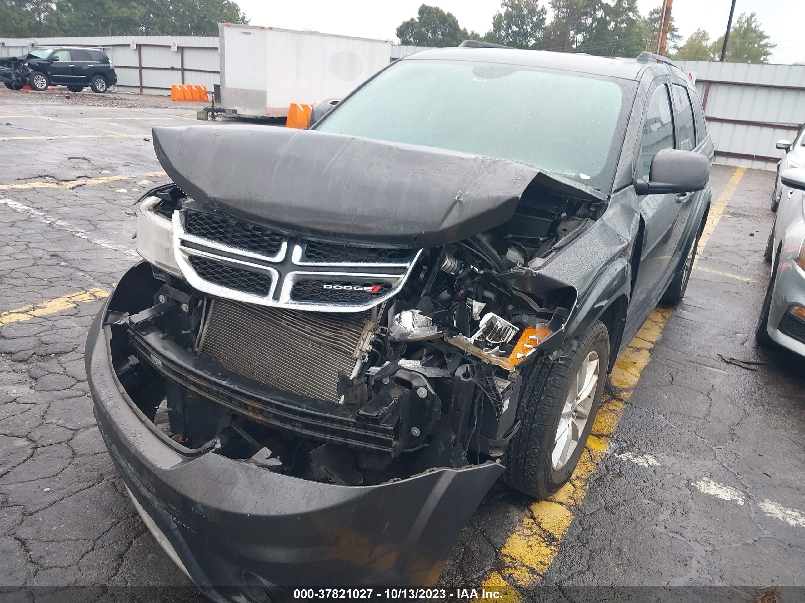 Photo 1 VIN: 3C4PDCBB0ET303812 - DODGE JOURNEY 