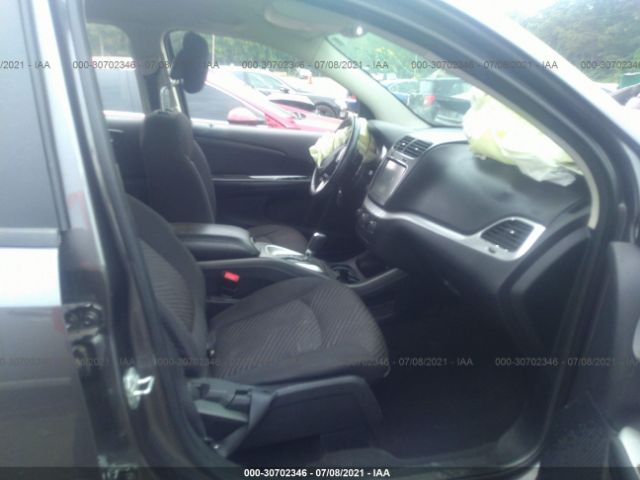 Photo 4 VIN: 3C4PDCBB0FT587718 - DODGE JOURNEY 