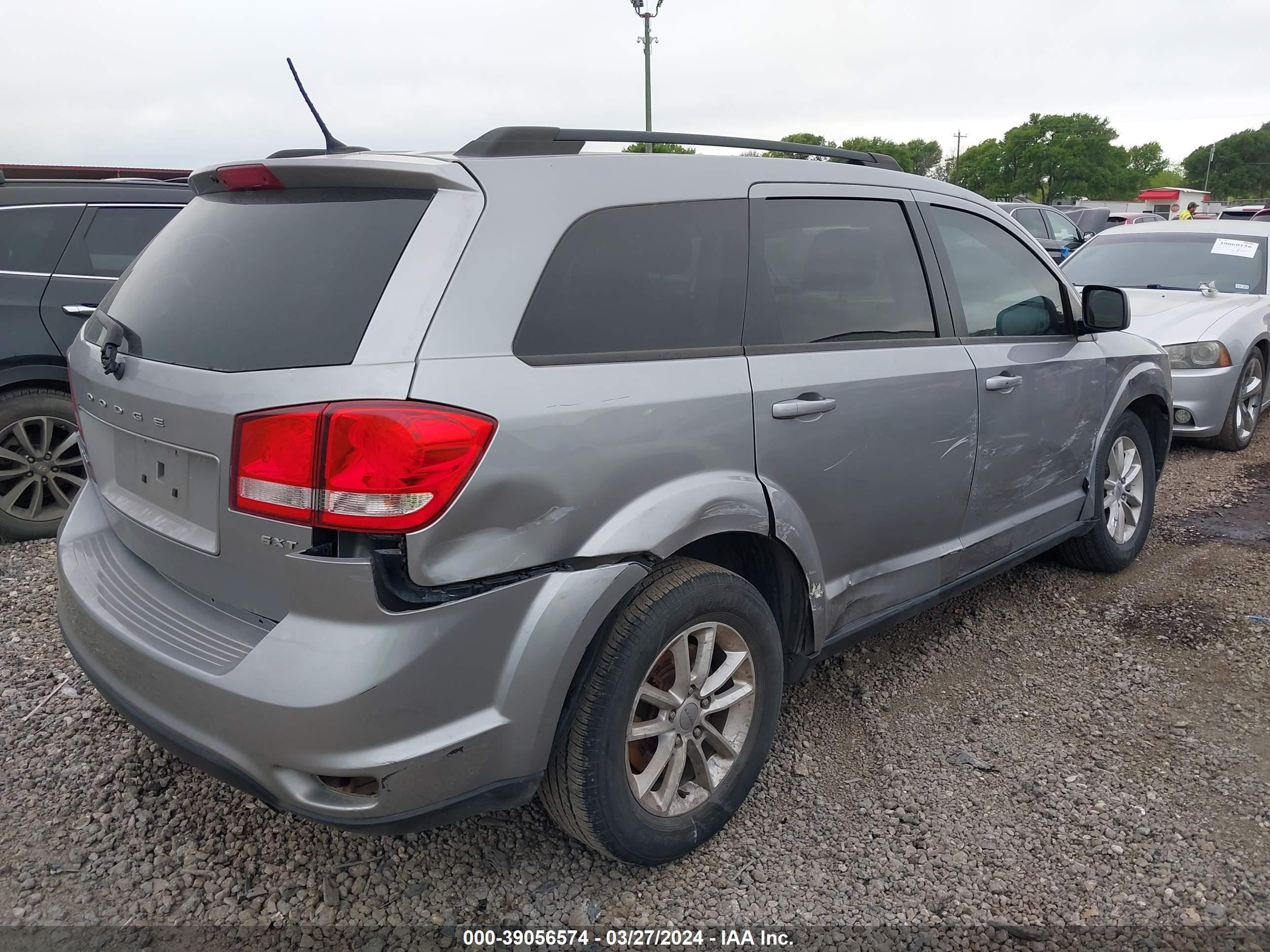 Photo 3 VIN: 3C4PDCBB0GT146947 - DODGE JOURNEY 