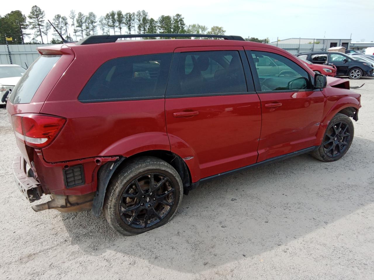 Photo 2 VIN: 3C4PDCBB0JT189210 - DODGE JOURNEY 