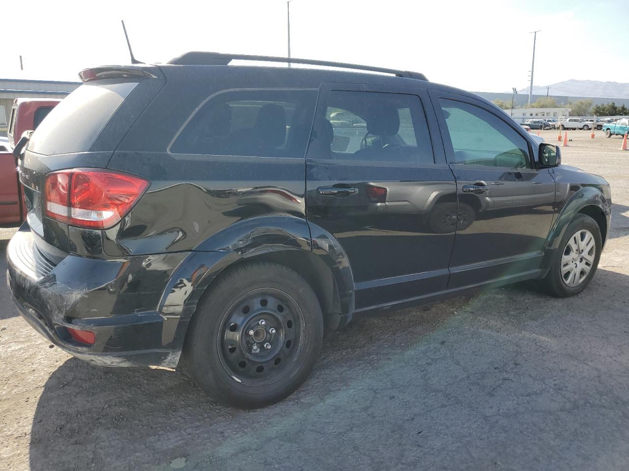 Photo 2 VIN: 3C4PDCBB0KT681446 - DODGE JOURNEY 