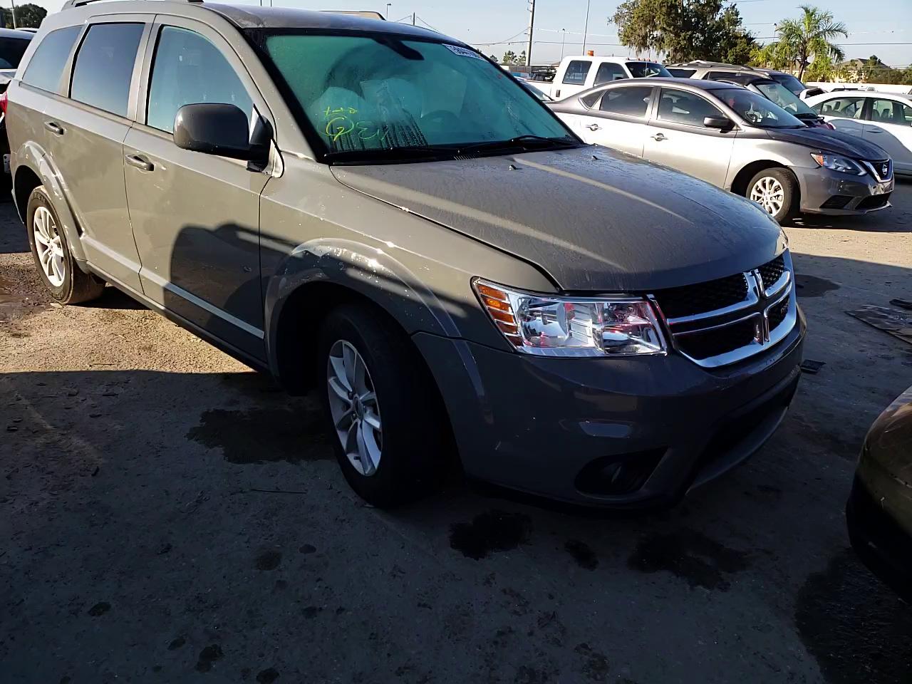 Photo 10 VIN: 3C4PDCBB0KT778811 - DODGE JOURNEY SE 