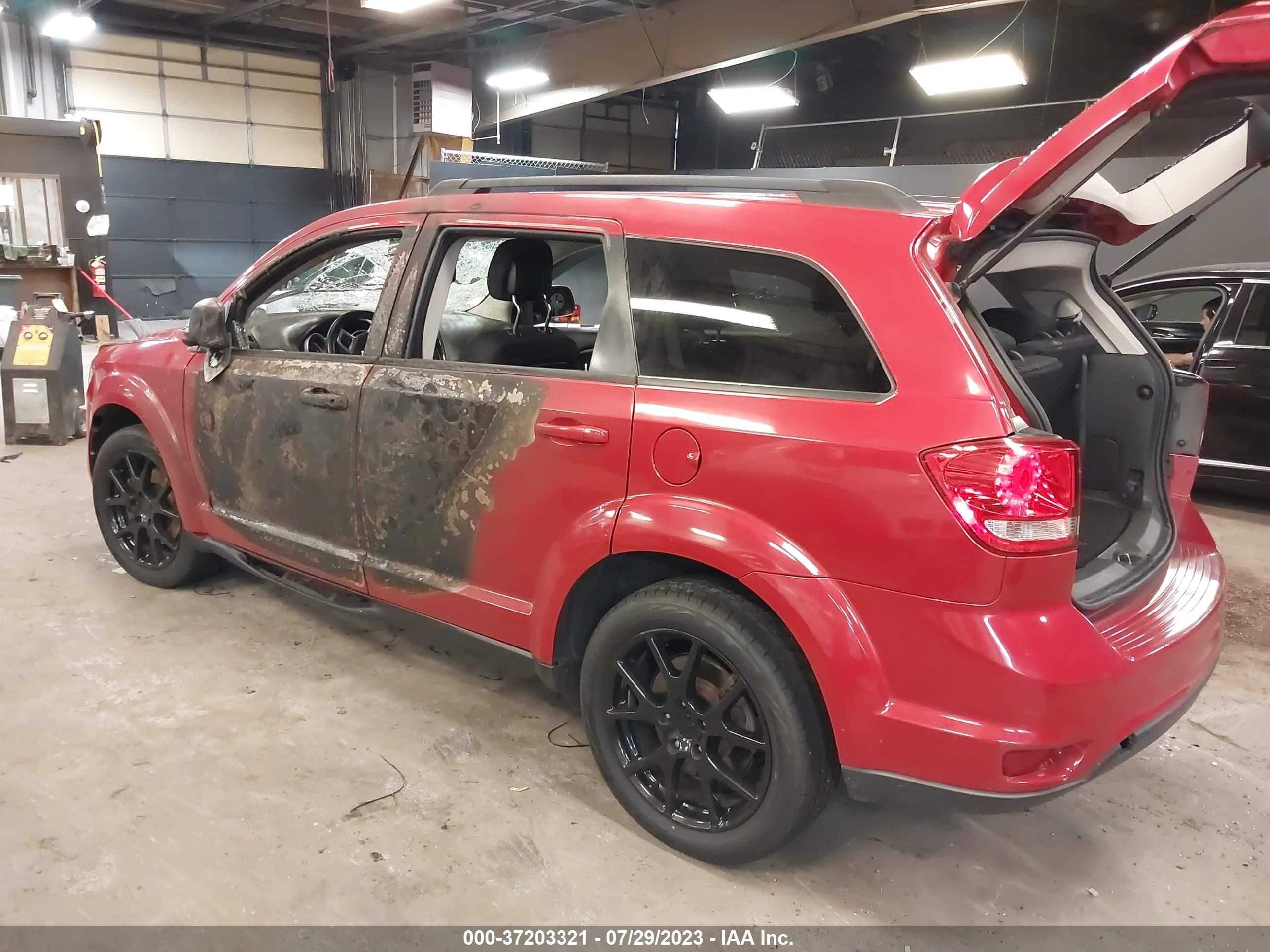 Photo 2 VIN: 3C4PDCBB1ET309828 - DODGE JOURNEY 