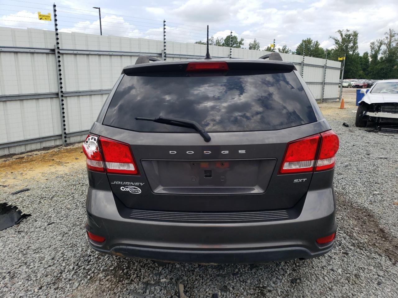 Photo 5 VIN: 3C4PDCBB1FT569003 - DODGE JOURNEY 