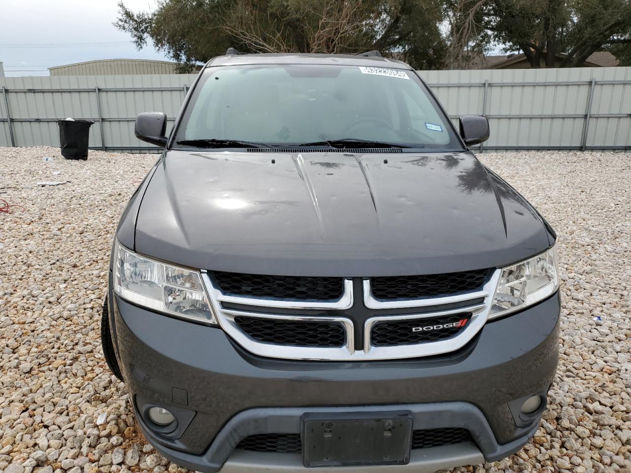 Photo 4 VIN: 3C4PDCBB1GT120101 - DODGE JOURNEY 