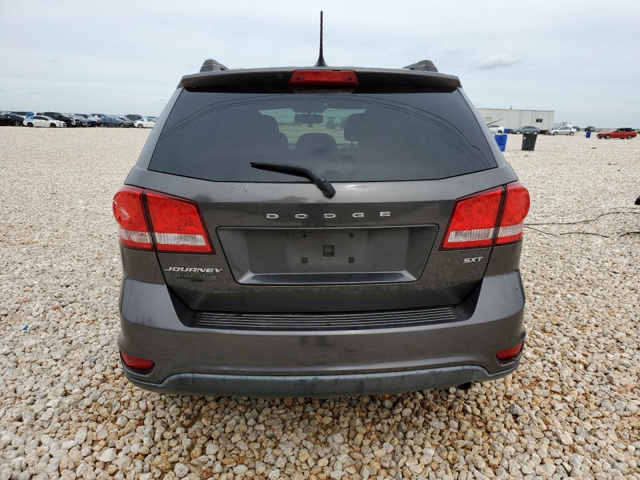 Photo 5 VIN: 3C4PDCBB1GT120101 - DODGE JOURNEY 