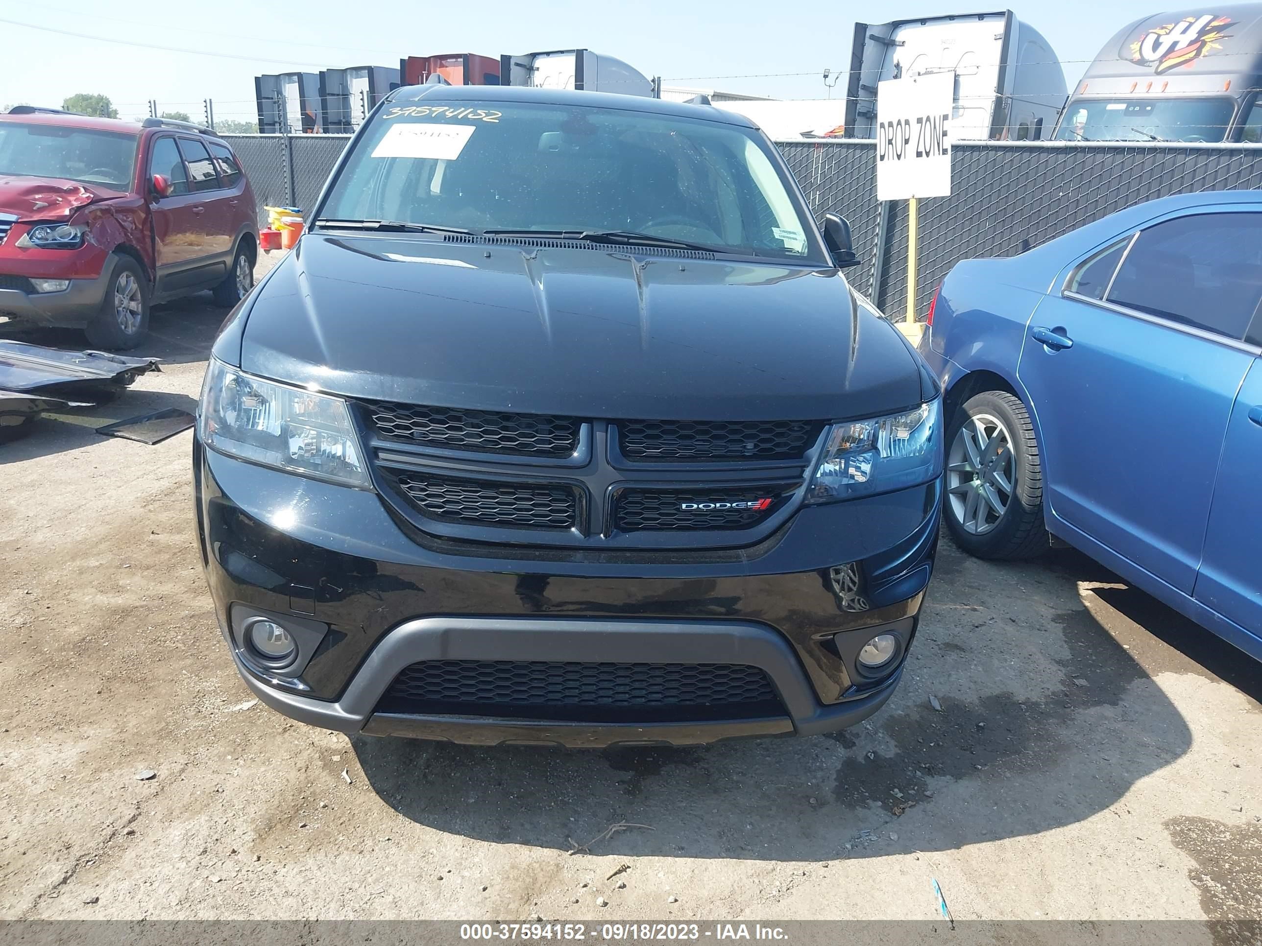 Photo 12 VIN: 3C4PDCBB1KT835632 - DODGE JOURNEY 