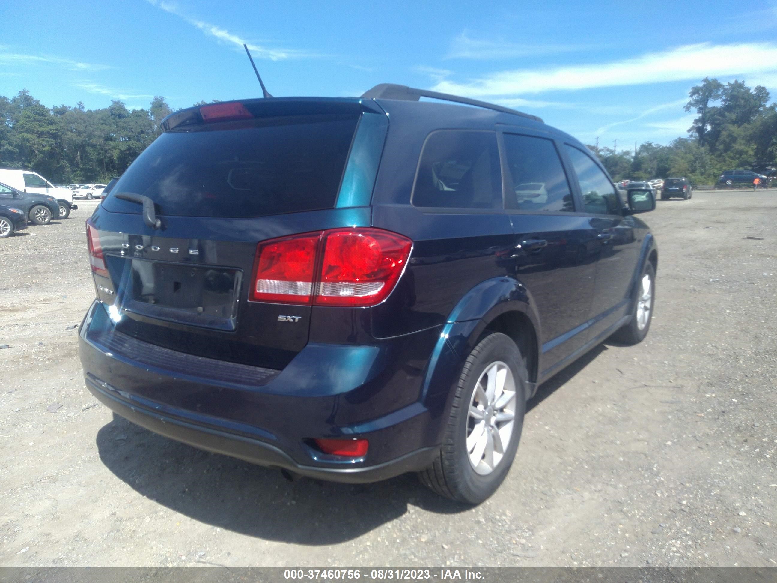 Photo 3 VIN: 3C4PDCBB2ET103692 - DODGE JOURNEY 