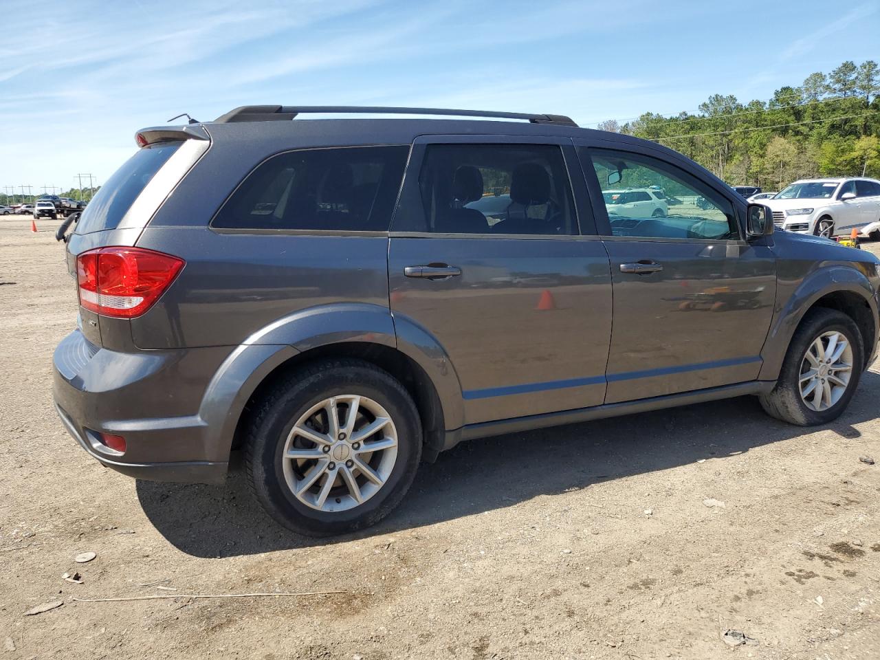 Photo 2 VIN: 3C4PDCBB2FT581094 - DODGE JOURNEY 