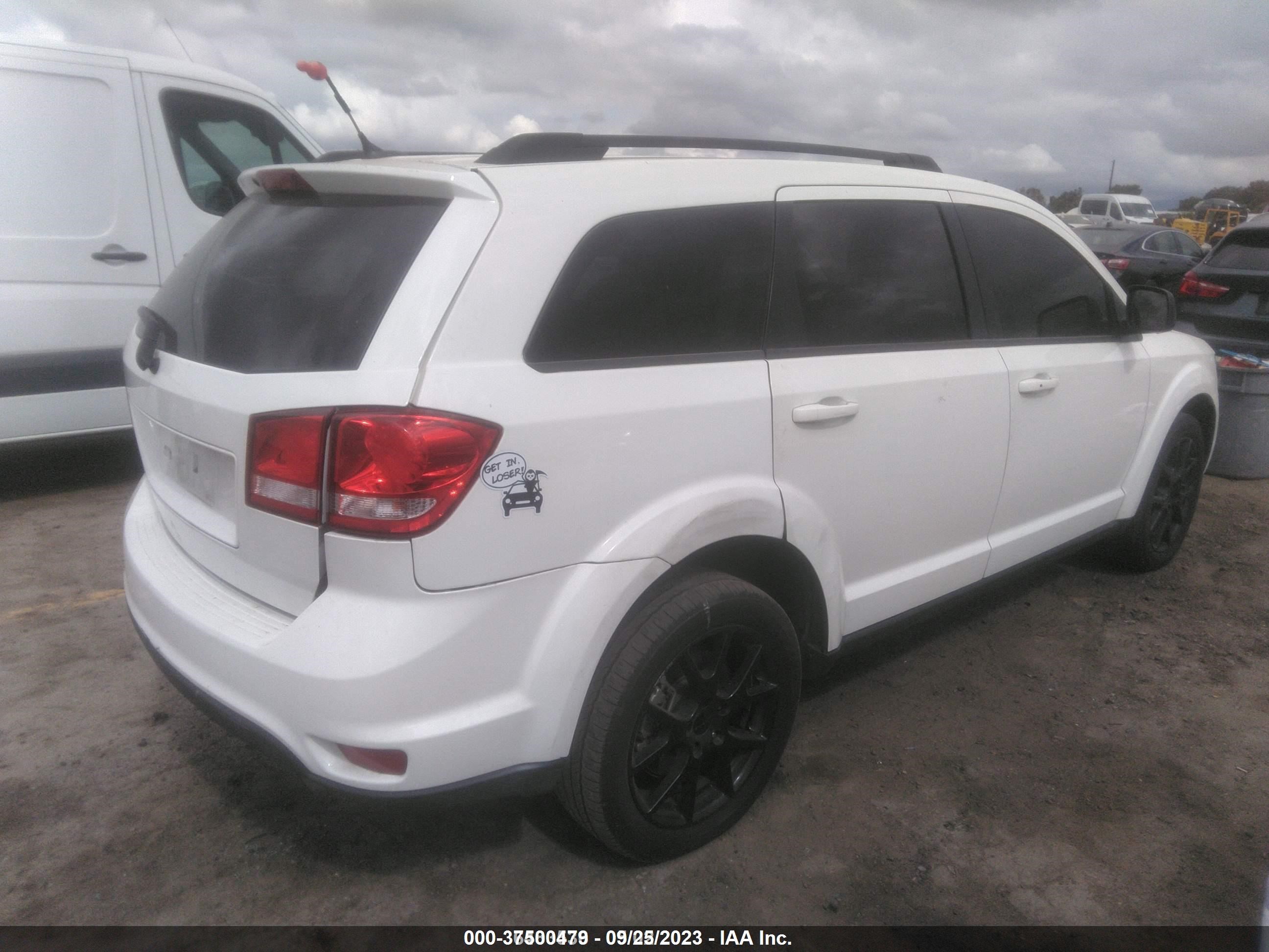 Photo 3 VIN: 3C4PDCBB2FT650155 - DODGE JOURNEY 