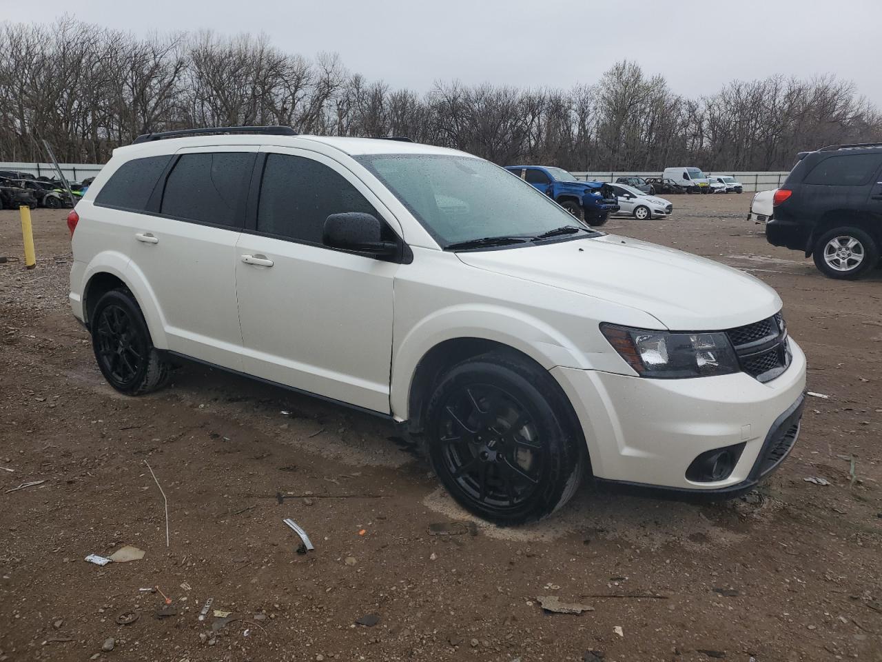 Photo 3 VIN: 3C4PDCBB2KT834960 - DODGE JOURNEY 