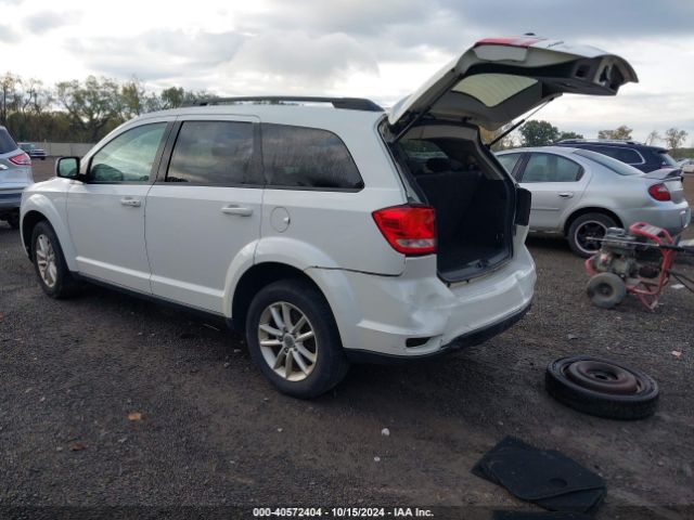 Photo 2 VIN: 3C4PDCBB3FT736381 - DODGE JOURNEY 