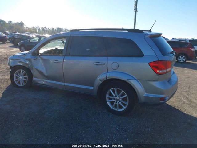 Photo 2 VIN: 3C4PDCBB3HT524499 - DODGE JOURNEY 