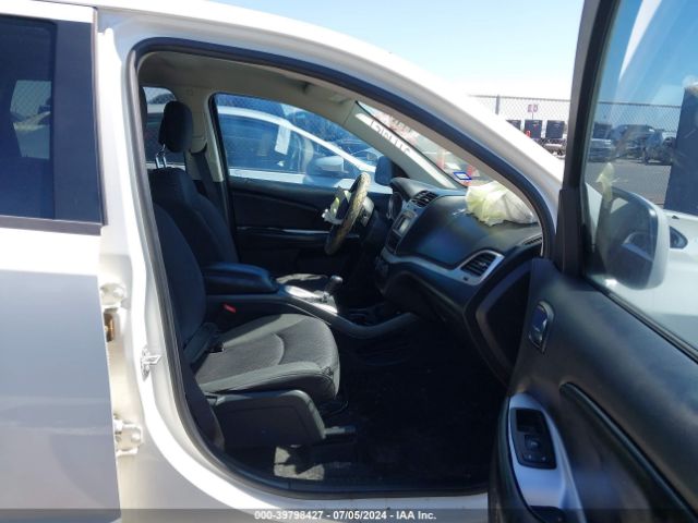 Photo 4 VIN: 3C4PDCBB3JT269407 - DODGE JOURNEY 