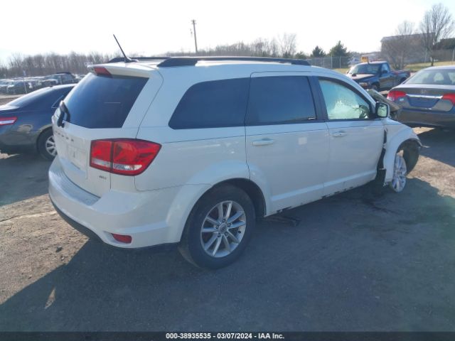 Photo 3 VIN: 3C4PDCBB3JT319691 - DODGE JOURNEY 