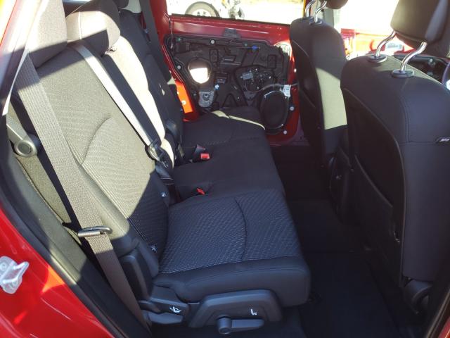 Photo 5 VIN: 3C4PDCBB3JT463130 - DODGE JOURNEY 