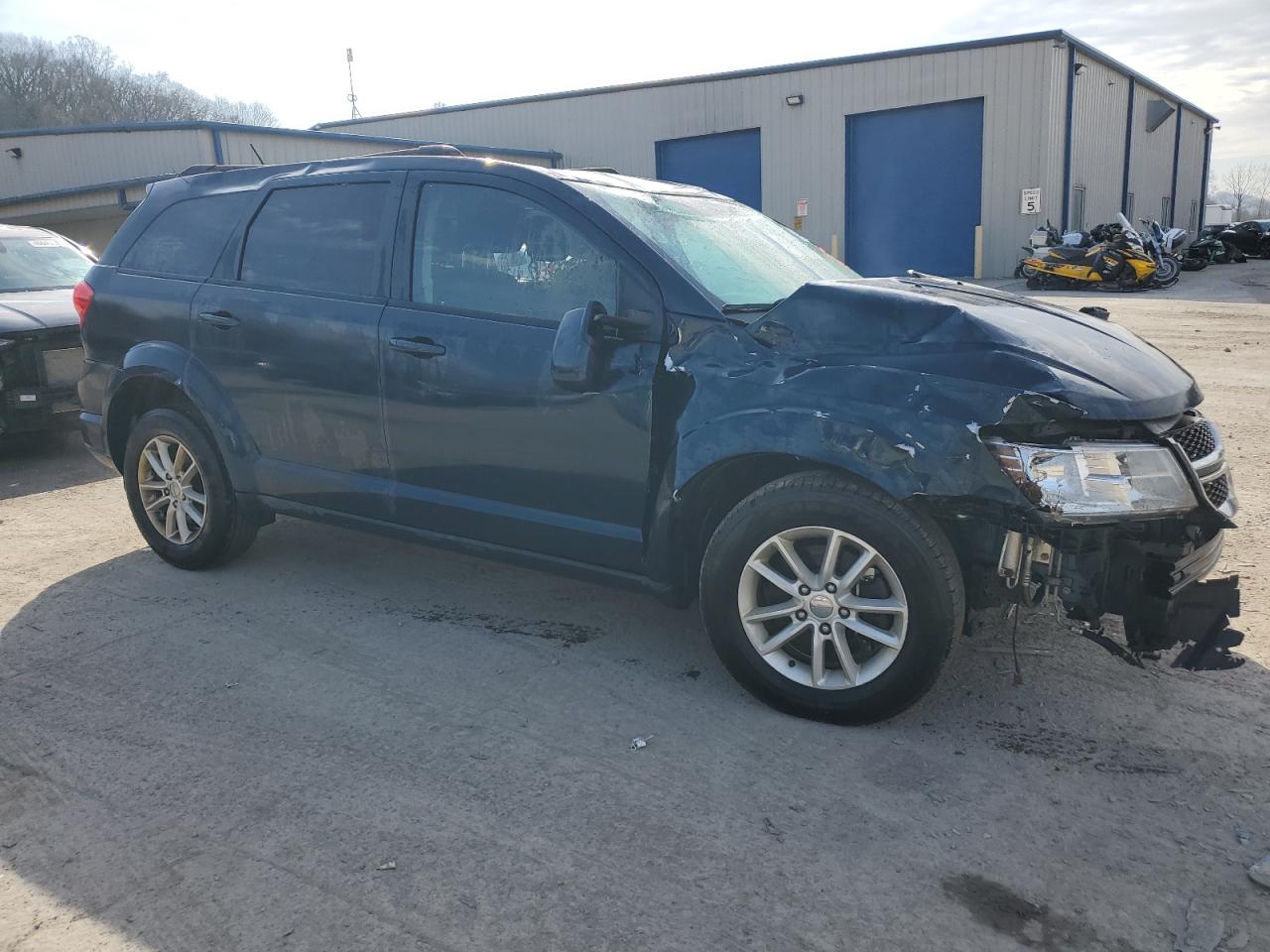 Photo 3 VIN: 3C4PDCBB4DT623827 - DODGE JOURNEY 