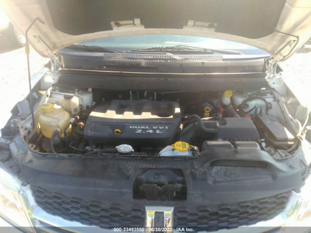 Photo 9 VIN: 3C4PDCBB4FT577922 - DODGE JOURNEY 