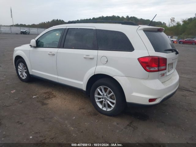 Photo 2 VIN: 3C4PDCBB4GT175142 - DODGE JOURNEY 