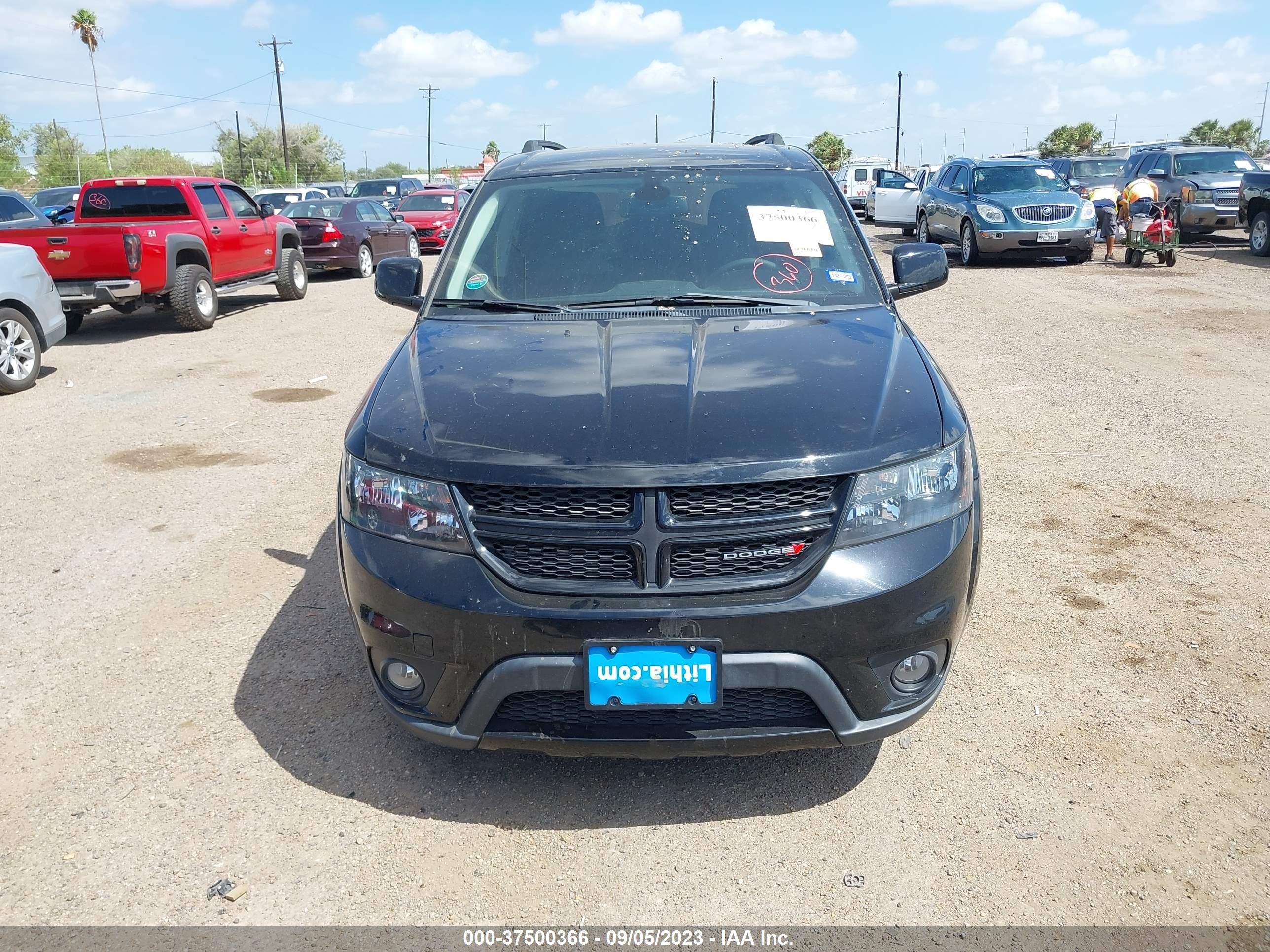 Photo 11 VIN: 3C4PDCBB4KT719700 - DODGE JOURNEY 