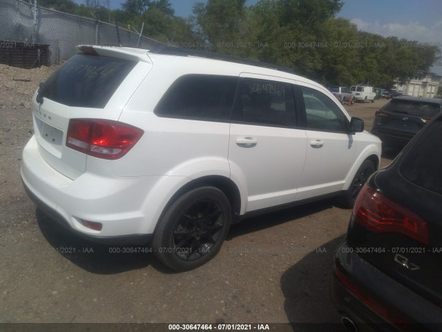 Photo 3 VIN: 3C4PDCBB4KT738103 - DODGE JOURNEY 