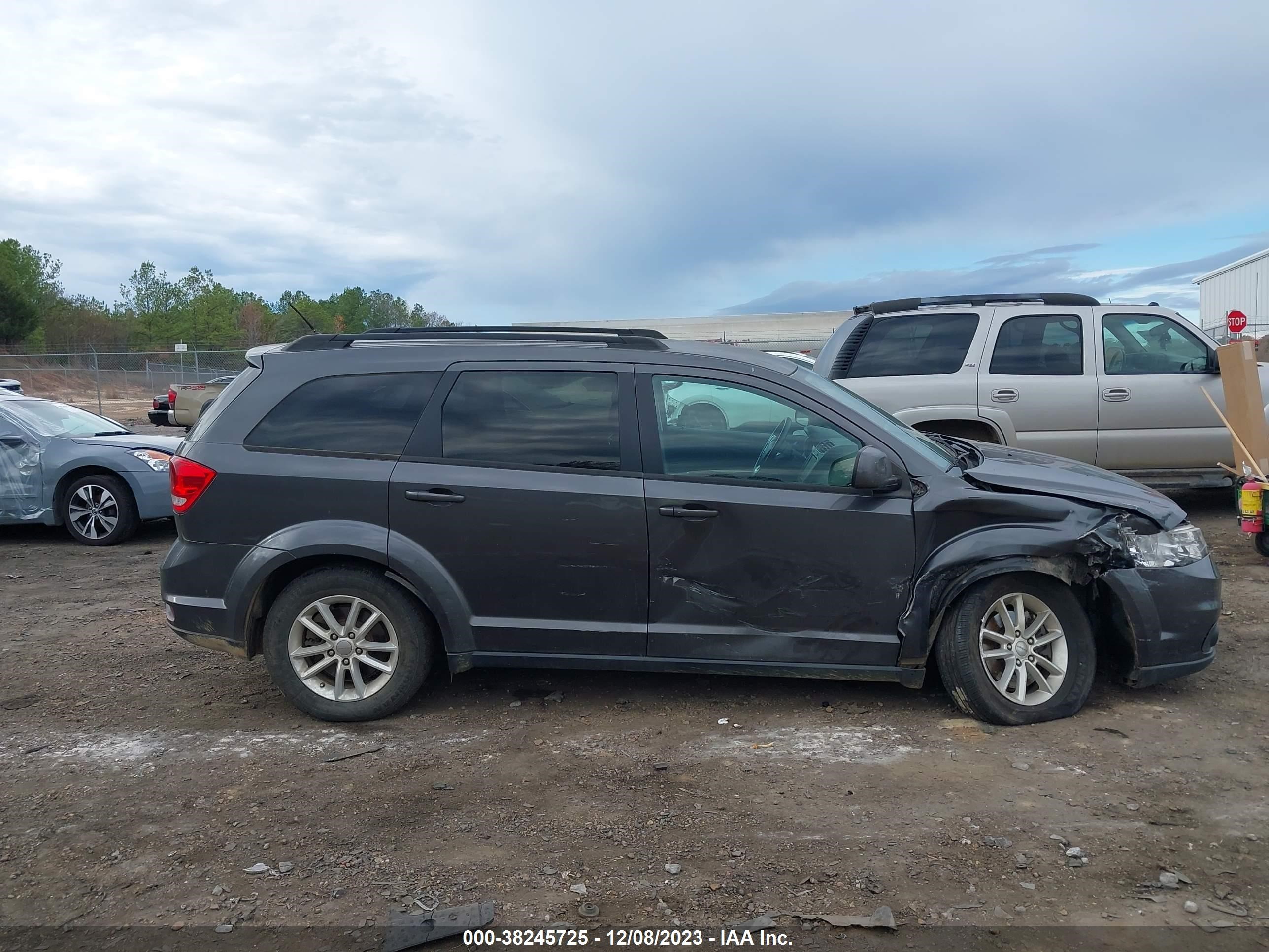 Photo 12 VIN: 3C4PDCBB5FT687149 - DODGE JOURNEY 