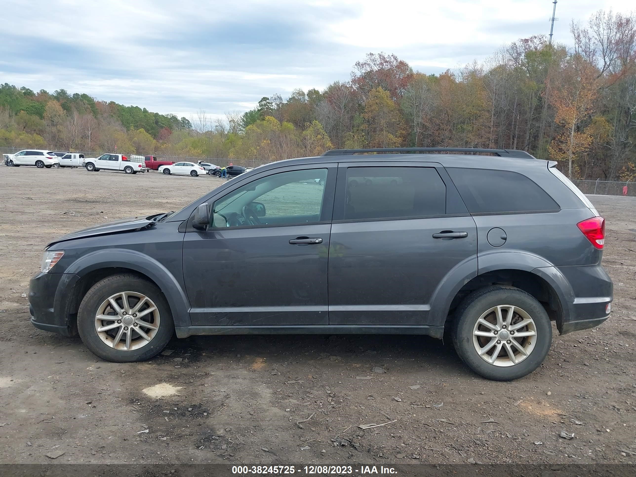 Photo 13 VIN: 3C4PDCBB5FT687149 - DODGE JOURNEY 