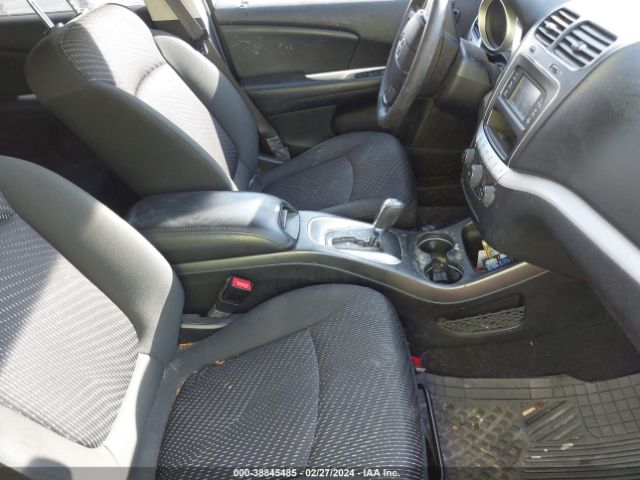 Photo 4 VIN: 3C4PDCBB5KT751314 - DODGE JOURNEY 