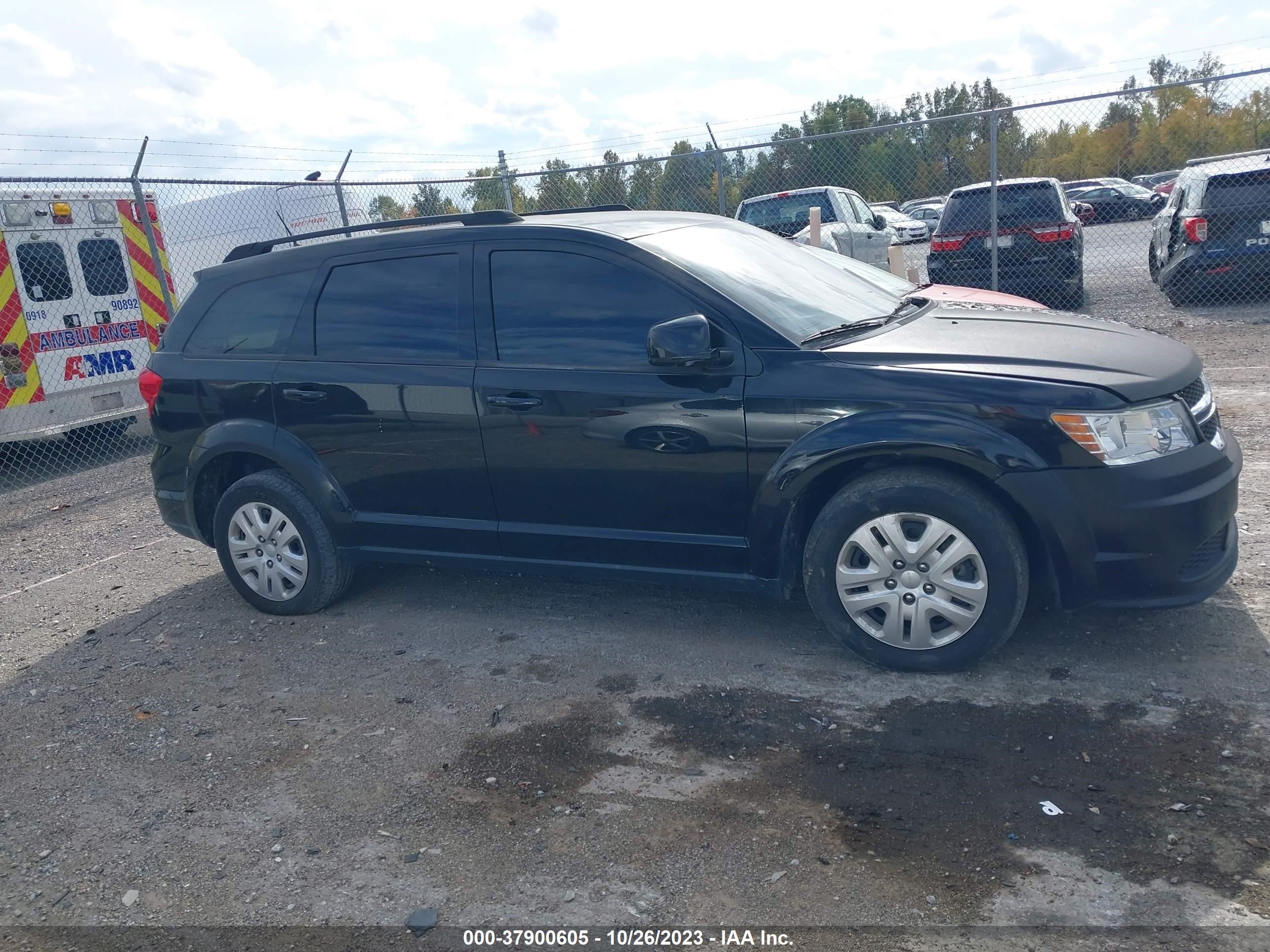 Photo 12 VIN: 3C4PDCBB5KT779470 - DODGE JOURNEY 