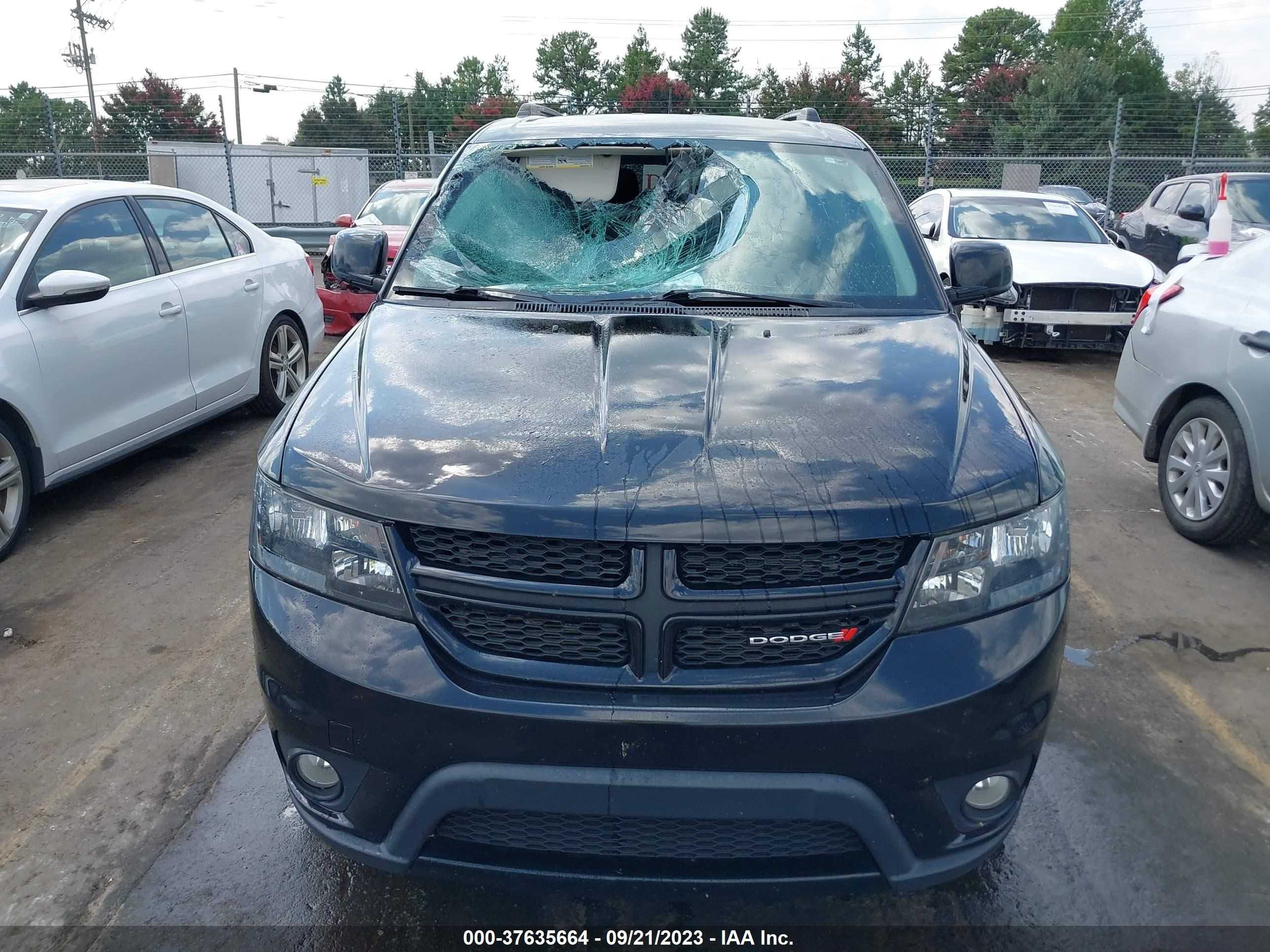 Photo 11 VIN: 3C4PDCBB5KT794311 - DODGE JOURNEY 