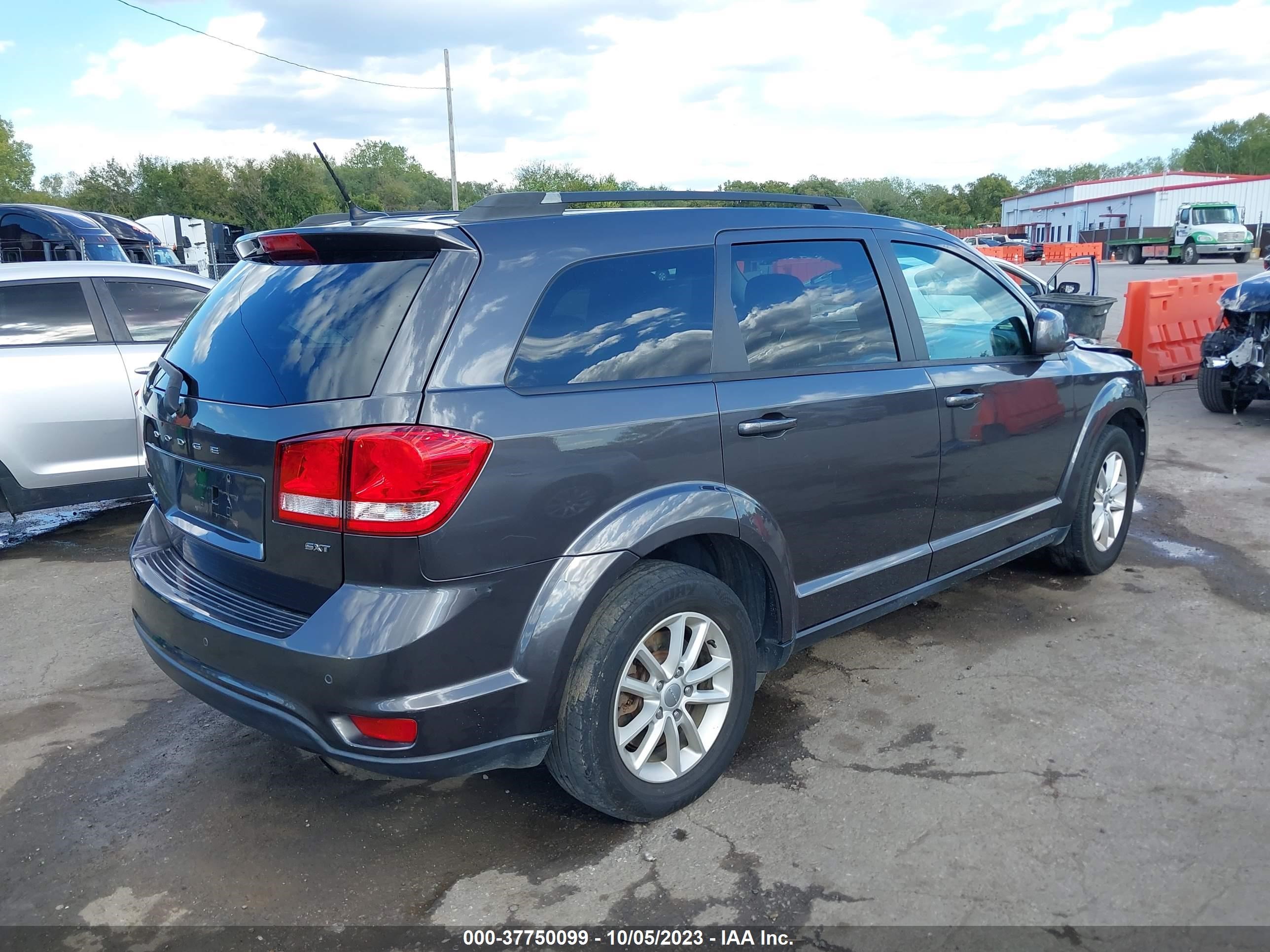 Photo 3 VIN: 3C4PDCBB6ET242420 - DODGE JOURNEY 