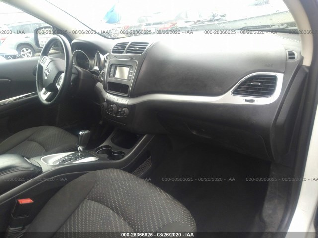 Photo 4 VIN: 3C4PDCBB6ET250467 - DODGE JOURNEY 