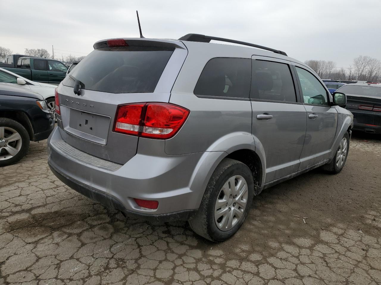 Photo 2 VIN: 3C4PDCBB6KT719018 - DODGE JOURNEY 