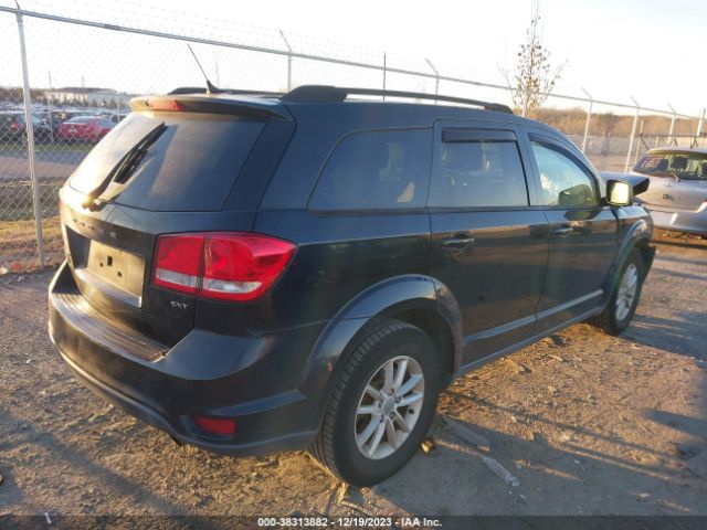 Photo 3 VIN: 3C4PDCBB7DT584666 - DODGE JOURNEY 