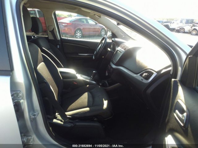 Photo 4 VIN: 3C4PDCBB7ET304228 - DODGE JOURNEY 