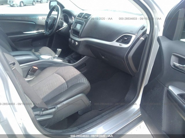 Photo 4 VIN: 3C4PDCBB7HT524909 - DODGE JOURNEY 