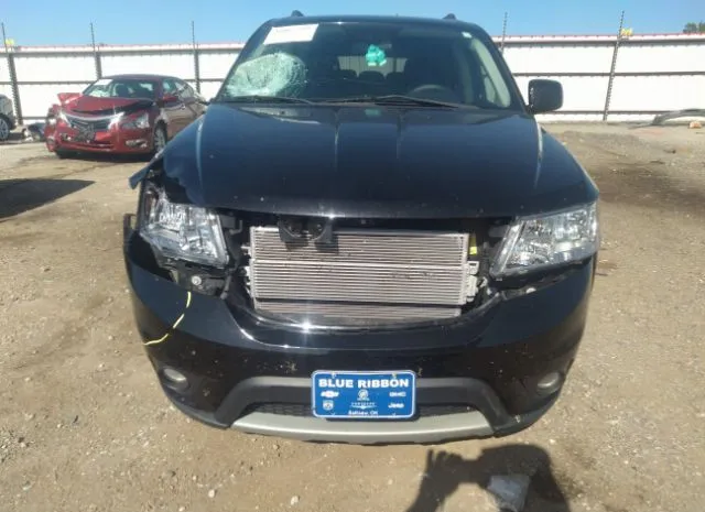 Photo 5 VIN: 3C4PDCBB7JT141591 - DODGE JOURNEY 