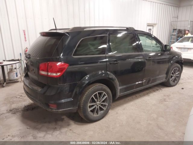 Photo 3 VIN: 3C4PDCBB7KT719545 - DODGE JOURNEY 