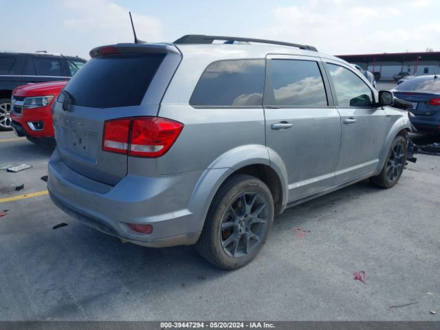 Photo 3 VIN: 3C4PDCBB7KT798876 - DODGE JOURNEY 